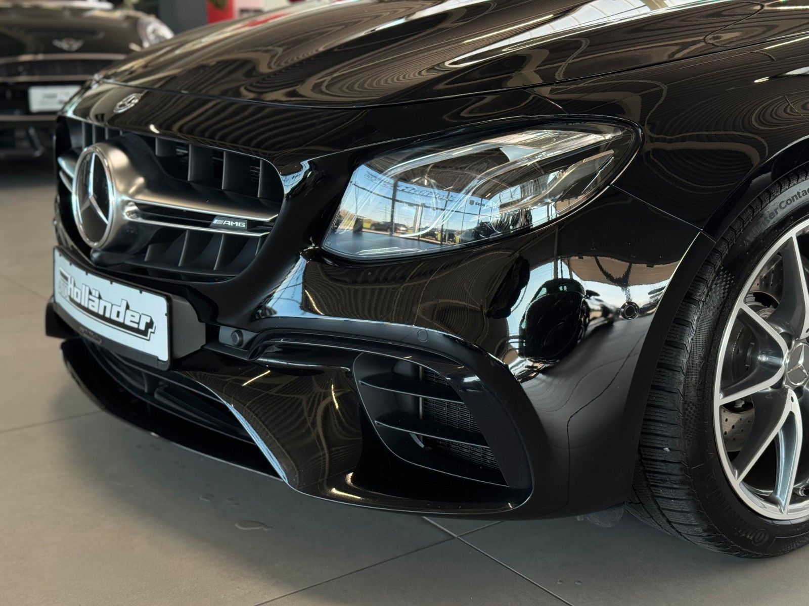 Fahrzeugabbildung Mercedes-Benz E 63 AMG T-Modell 4Matic Burmester VOLL