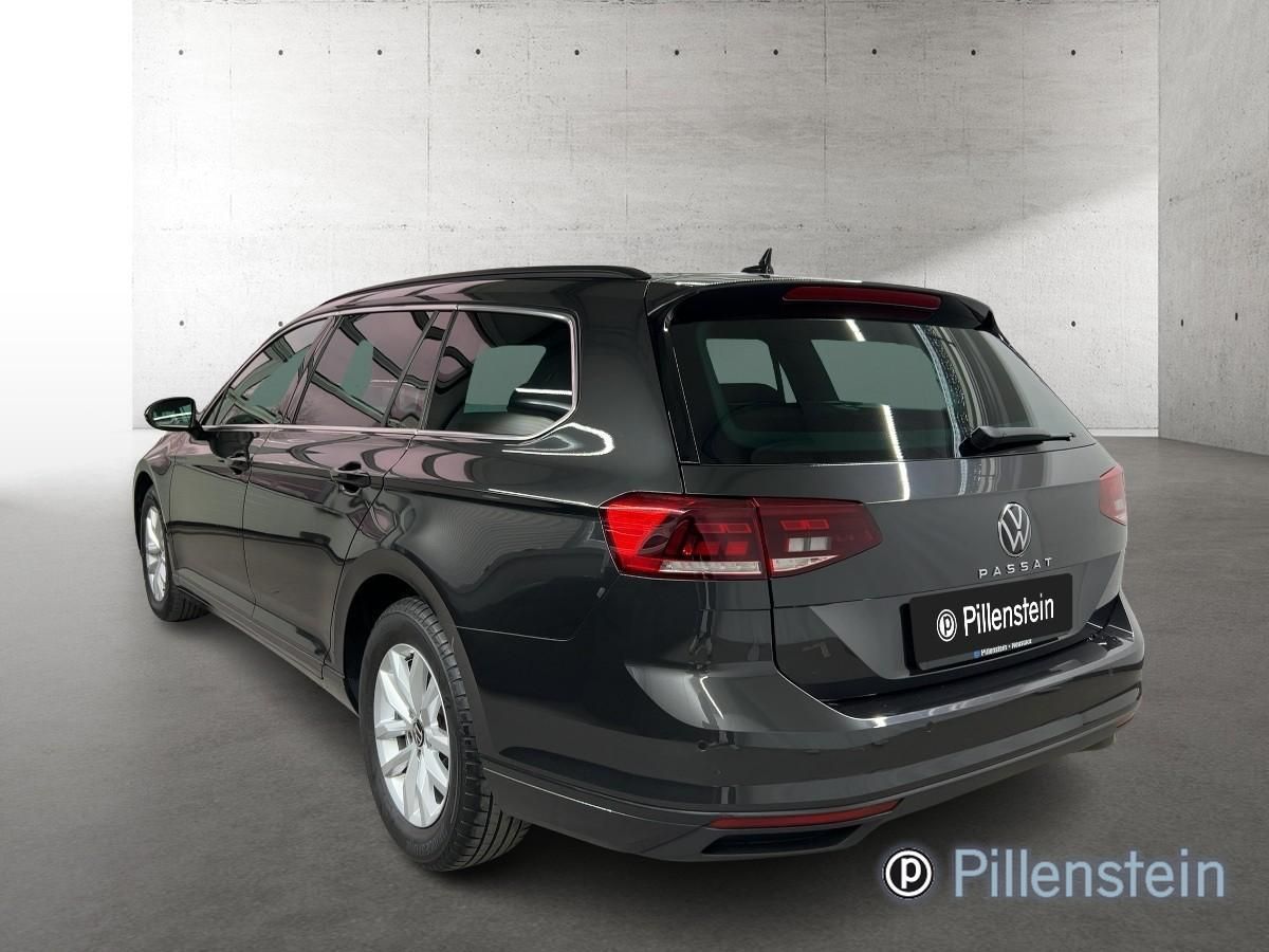 Volkswagen Passat Variant - Bild 3