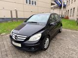 Mercedes-Benz B180 CDI Avantgarde Navi Teilleder Klima - gebrauchte Mercedes-Benz B 180 aus dem Jahr 2008