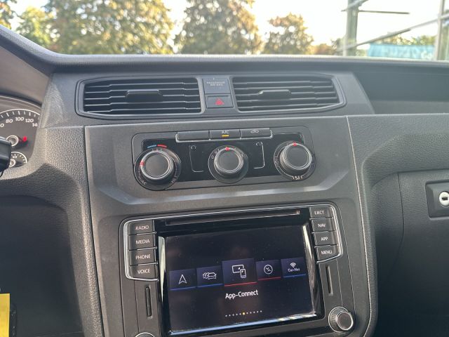 Caddy Maxi 2.0 TDI Kasten NAVI KLIMA RFK ELEKTRI