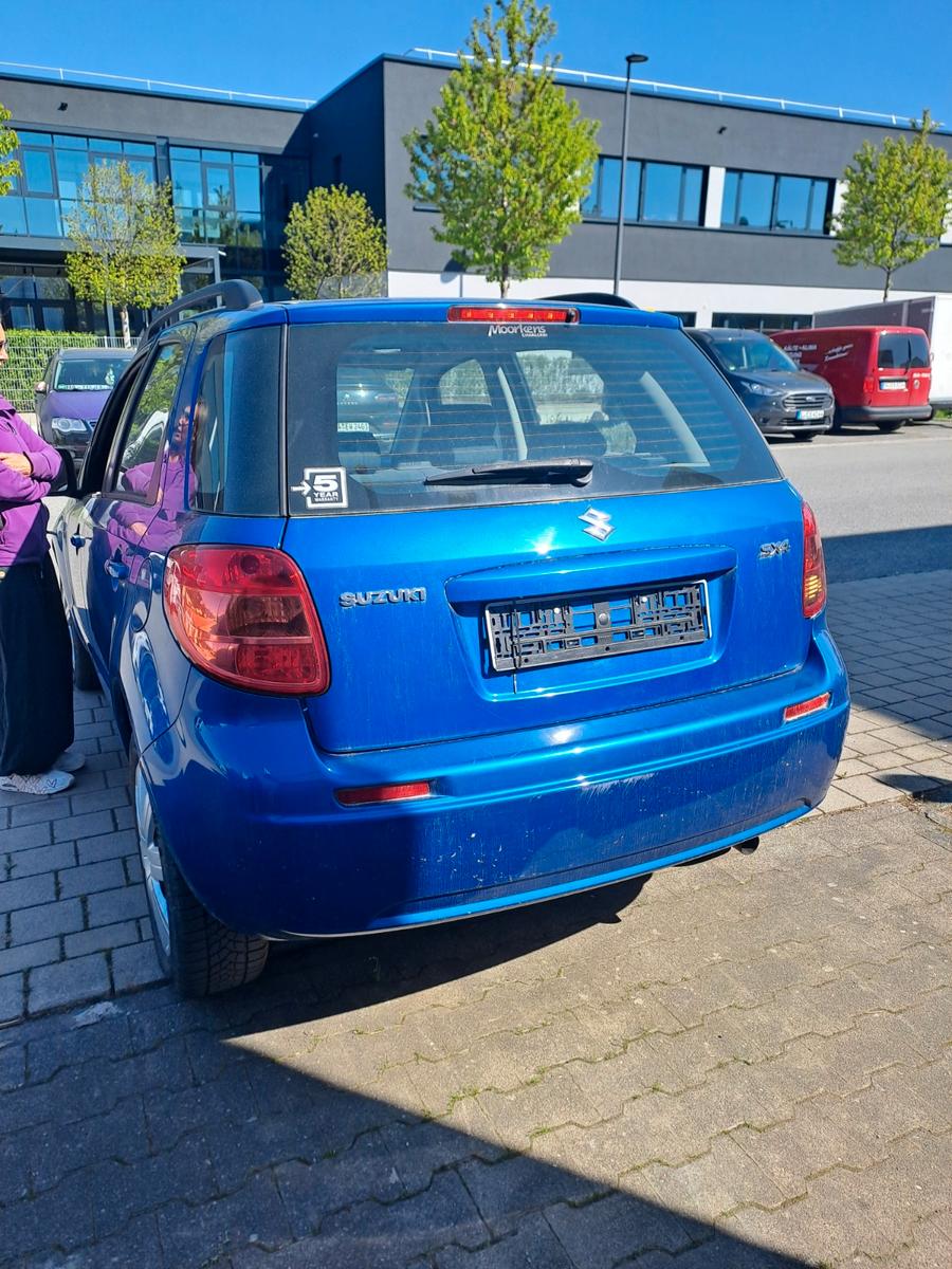 Suzuki SX4 mit TÜV 