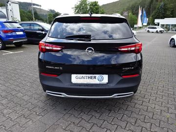 Fotografie des Opel Grandland (X) Grandland X 1.6 Turbo Plug-in-Hybrid 4 Ultimate