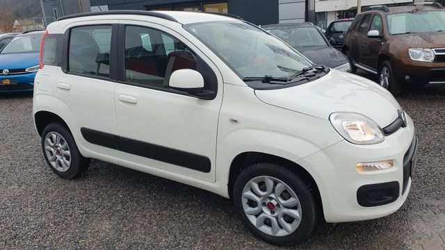 Fiat Panda Lounge/ Euro5 /CNG-Benzin/1.Hand/TÜV-2026