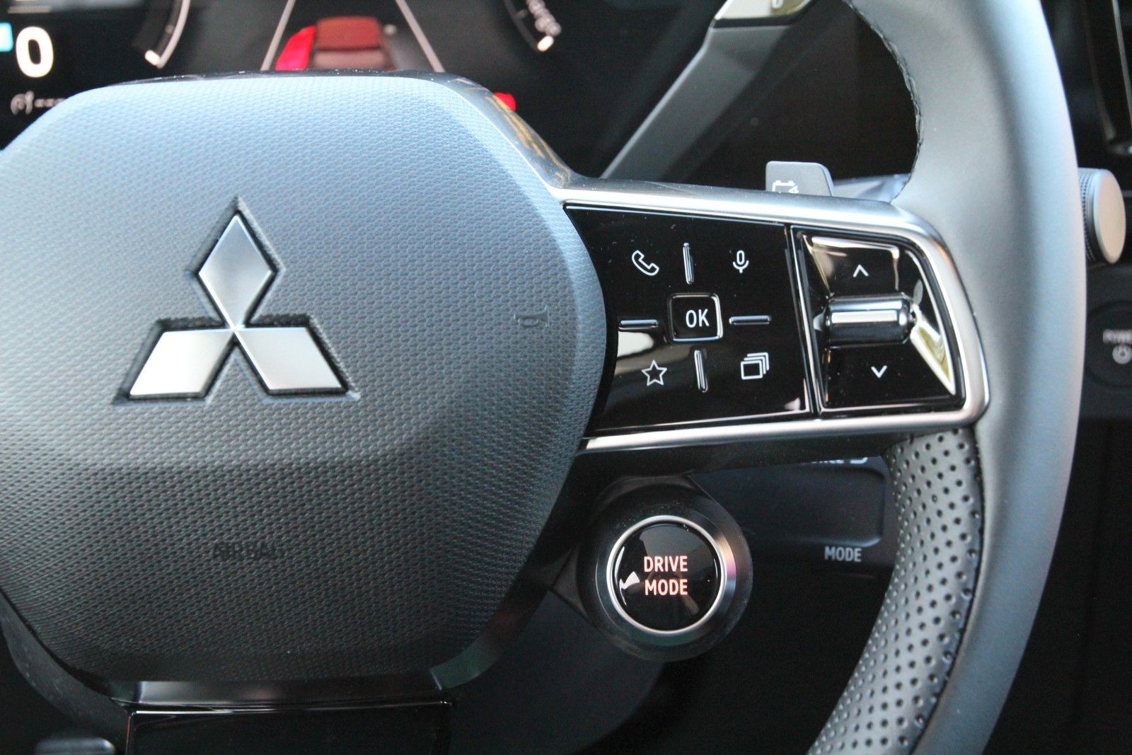 Fahrzeugabbildung Mitsubishi Eclipse Cross Diamant Top mit Luxury-Paket