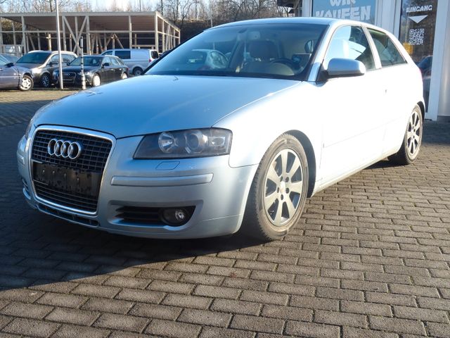 Audi A3 2.0 FSI Ambiente