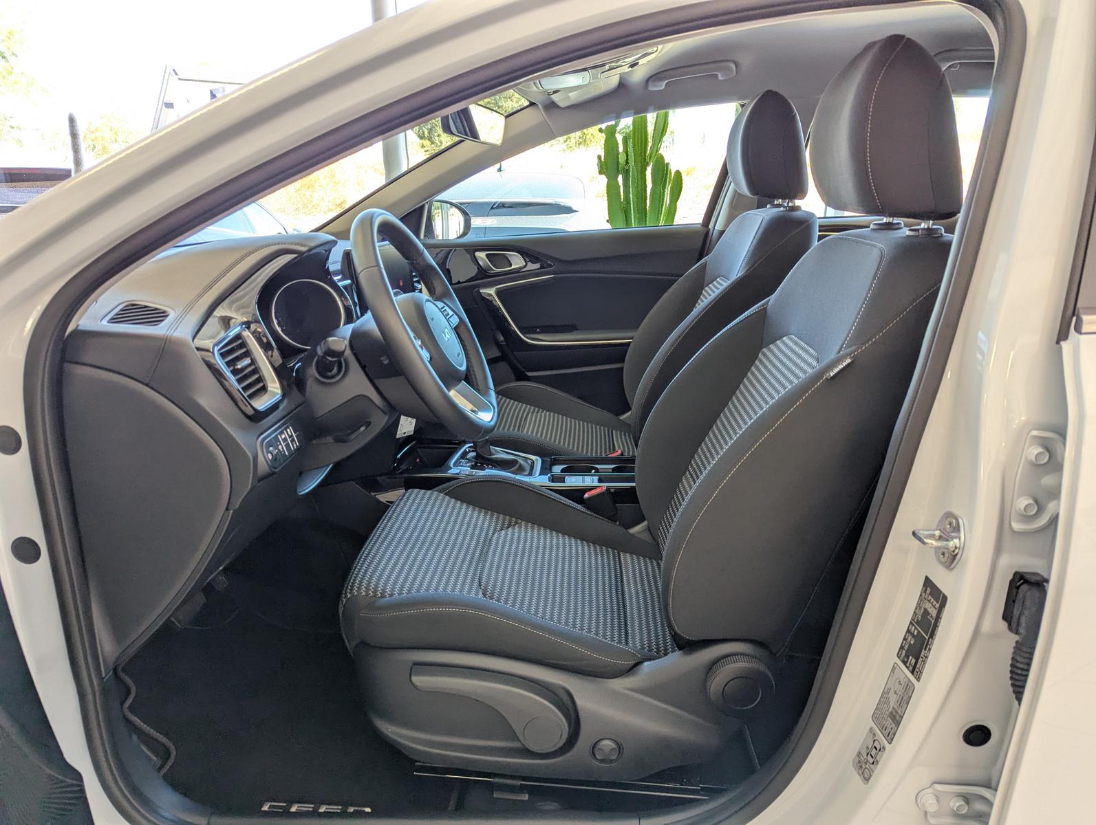 Kia cee'd Sportswagon 1.5 DCT Spirit LED JBL Cam 7J