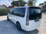 Hyundai STARIA 2.2 CRDi Trend  360 Grad Kamera | AHK - Hyundai STARIA 9-Sitzer