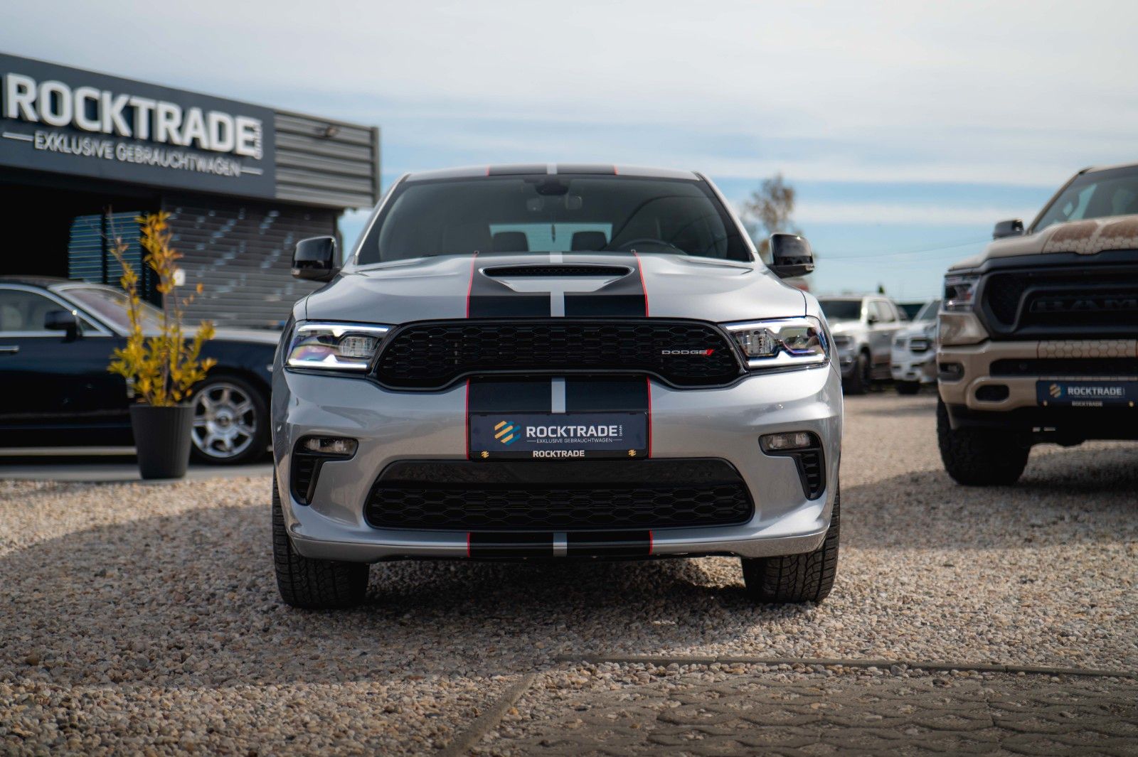 Fahrzeugabbildung Dodge Durango 5.7 V8 R/T SRT 4x4 Night-Paket Modell 22