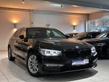 BMW 520 i Limousine Sport Line *Leder*Navi*Led* - BMW 520 in Bochum