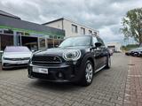 MINI Countryman Cooper SE Essential Trim All4*Hybrid - MINI Cooper SE: Essential Trim