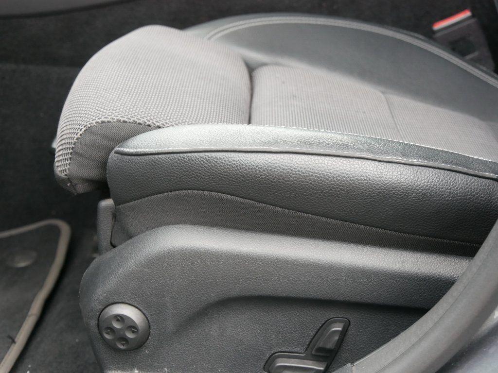 Mercedes-Benz E 300 d Sport Style Automatik  Navi LED AHK CAM 