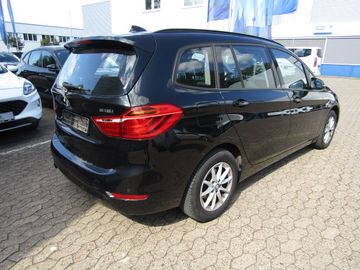 BMW 216 - 5