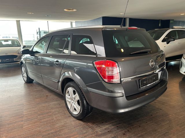 Fahrzeugabbildung Opel Astra H Caravan Innovation AHK