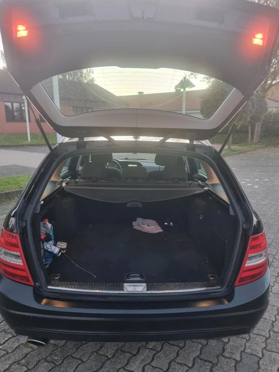 Mercedes-Benz C220 2012 — photo 6