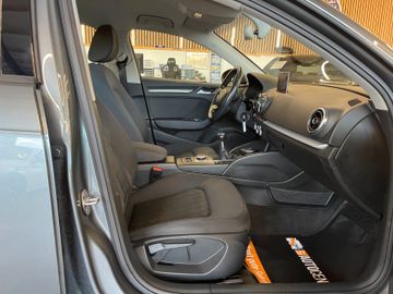 Audi A3 Sportback attraction ultra*2. Hand*Navi*Xenon