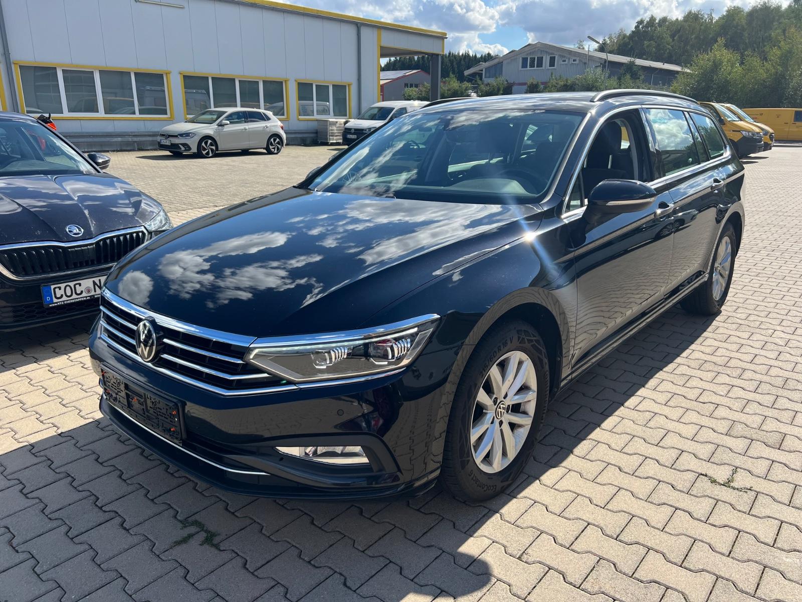 Volkswagen Passat Variant Adaptiv-LED*AHK*RFK*ACC*1.HD*TOP