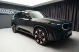 BMW XM - graue BMW XM