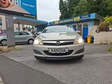 Opel Astra H GTC Basis - Opel Astra aus 2005: H