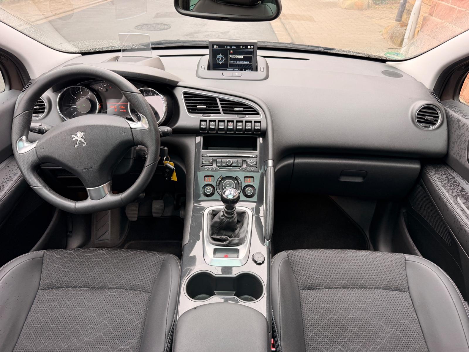 Peugeot 3008 Allure 1.6 16V Turbo Navi / Pano / Xenon