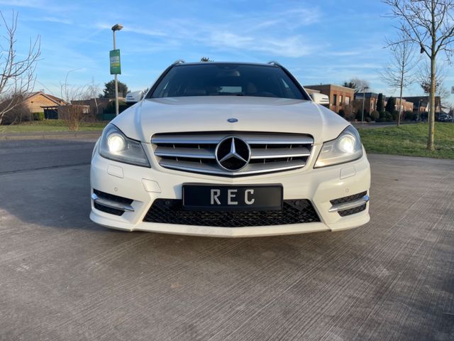 Mercedes-Benz C 250 CDI T AVANTGARDE / AMG / PANO / EASY