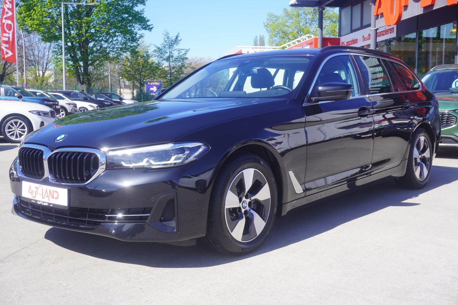 BMW 520i Touring Aut. LED Navi Leder Virtual Cockpit imagem 2