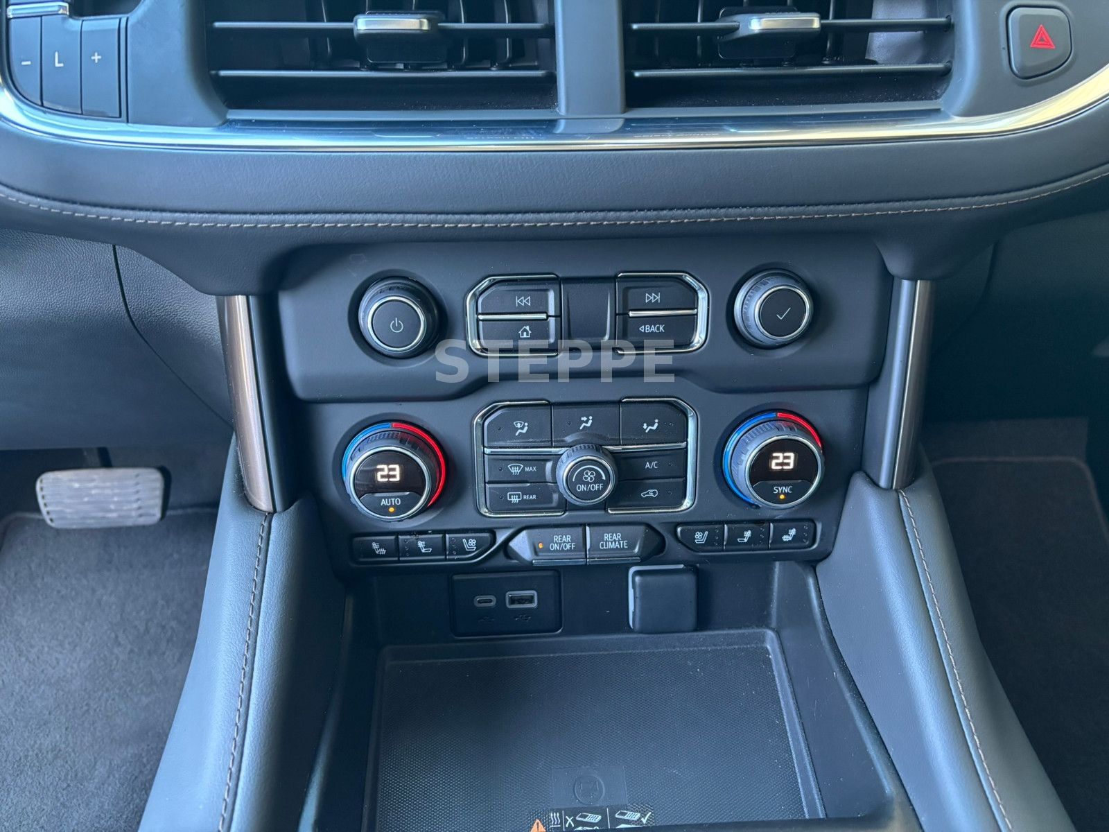 Chevrolet Tahoe 6,2 V8 LPG  High Country AHK  22Alu