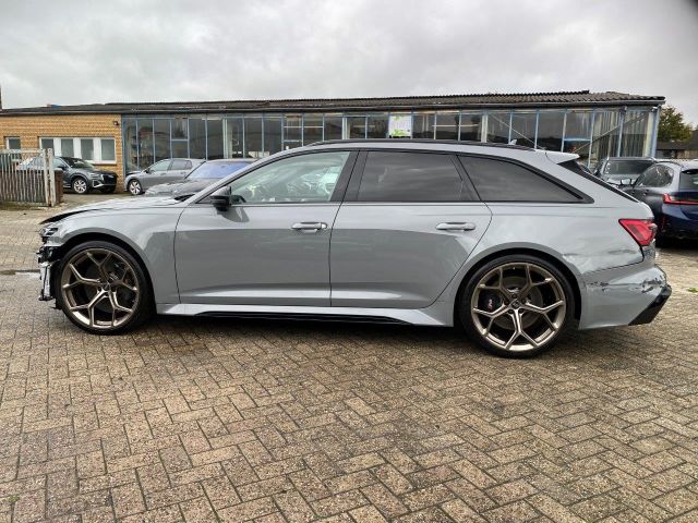 Audi RS6 Avant 4.0 TFSI Quattro Performance *PANO*