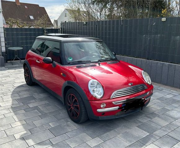 MINI Mini Cooper 1.6 Pano Klima TÜV 3/25