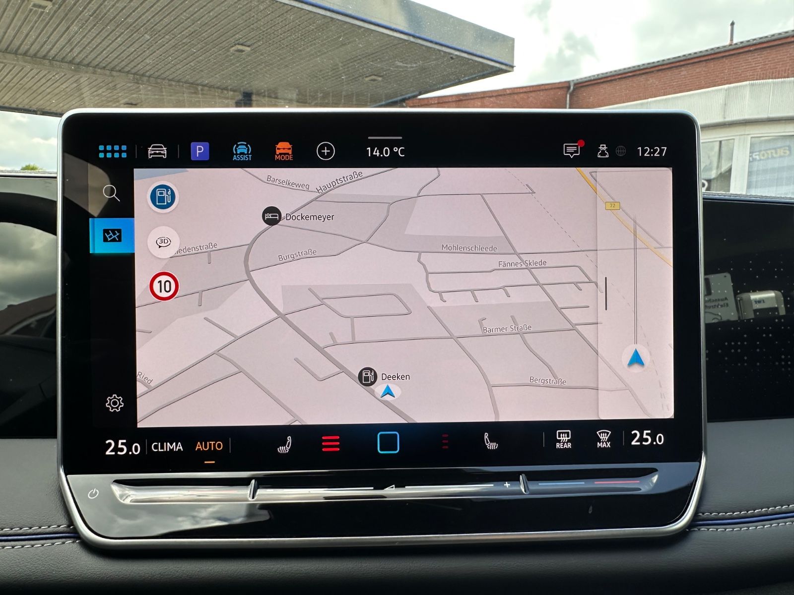 Fahrzeugabbildung Volkswagen Tiguan 1.5 eTSI R-Line DSG AHK/Navi/APP/LED/SHZG