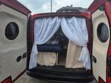 Mercedes-Benz Citan 111 CDI Extralang Minicamper - rote Mercedes-Benz Citan