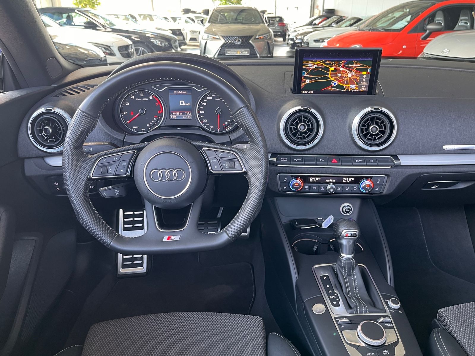 Fahrzeugabbildung Audi A3 Cabriolet 35 TFSI S line sport LED NAV PDC