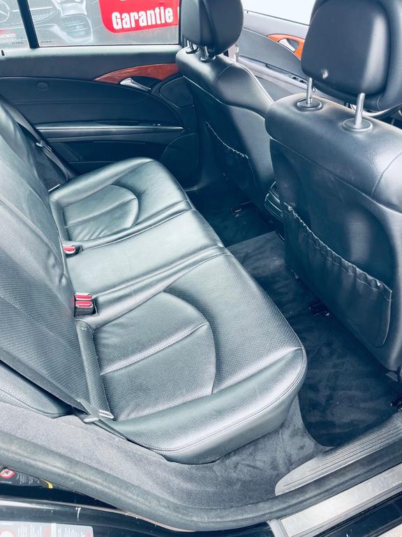 Mercedes-Benz E 280