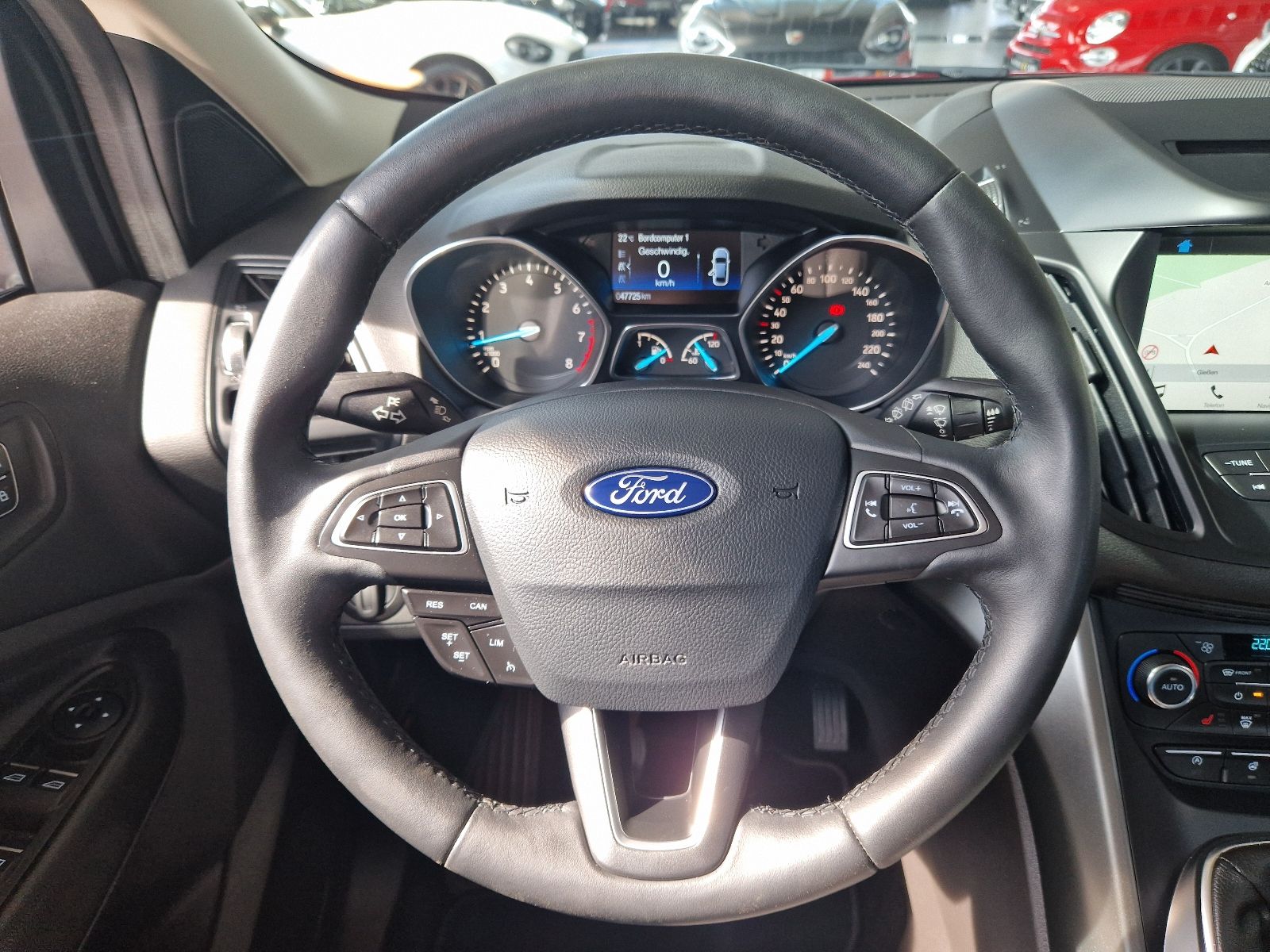 Fahrzeugabbildung Ford Kuga Cool & Connect KLIMA NAV SHZ PDC