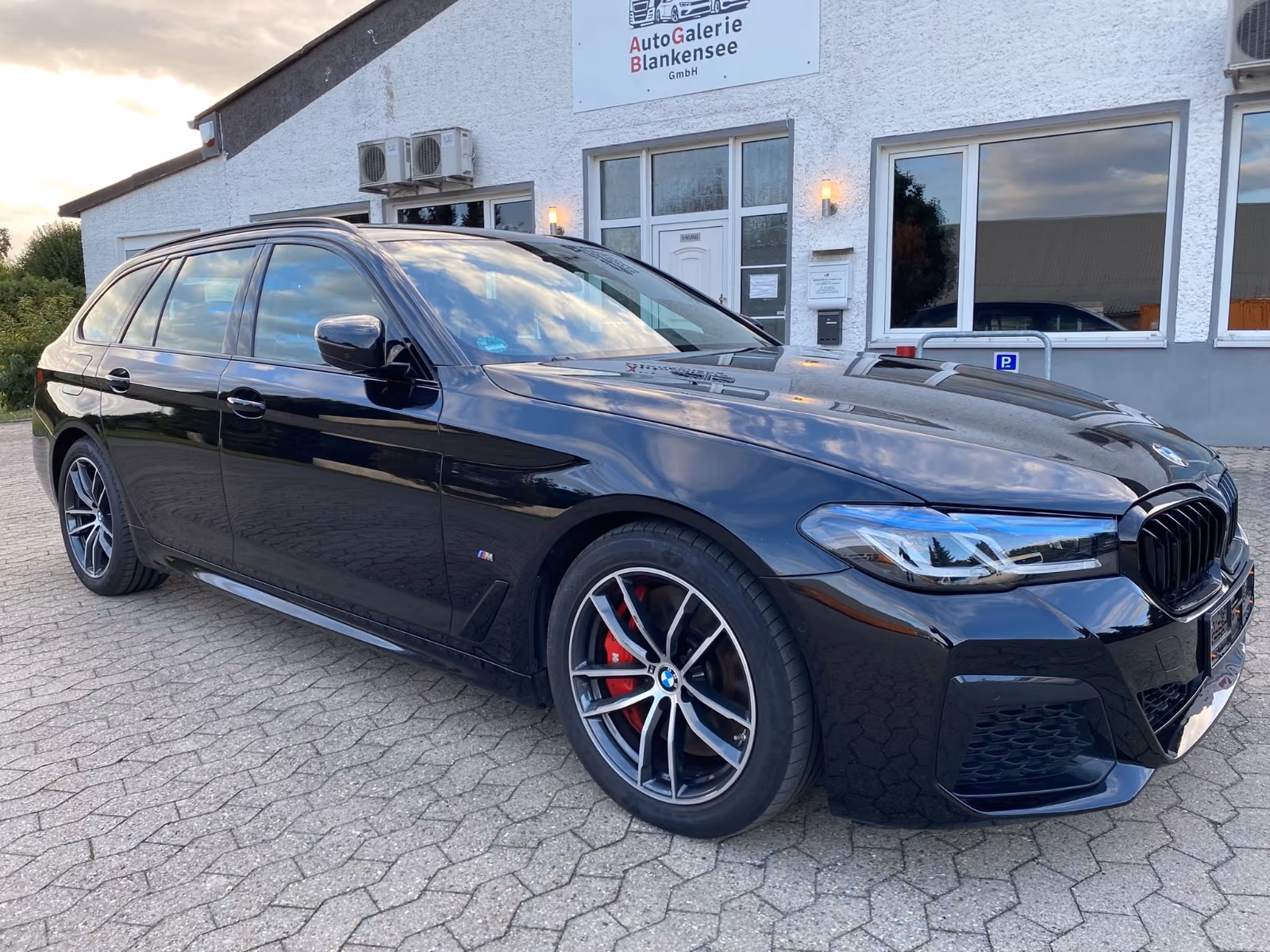 BMW 530d Touring xDrive M Sport*ACC*HUD*Laser*360°