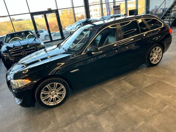 BMW 525 d *HeadUp*SoftClose*Navi*Xenon*