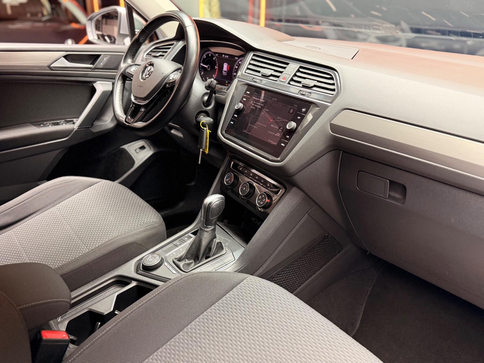 Volkswagen Tiguan Allspace 2.0 TDI 4Motion /Virtual/AHK/Nav
