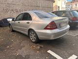 Mercedes-Benz Mercedes c 220 cis - gebrauchte Mercedes-Benz C 220 aus dem Jahr 2000