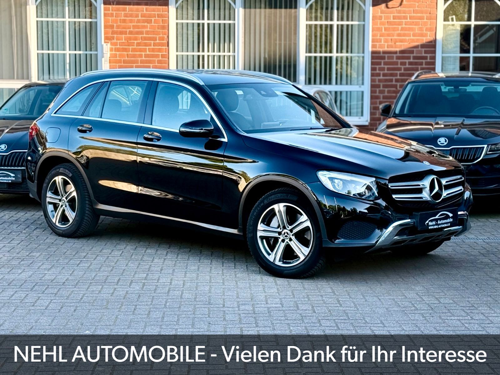 MERCEDES-BENZ GLC 220d 4Matic*GARANTIE*9G*AHK*NAVI*