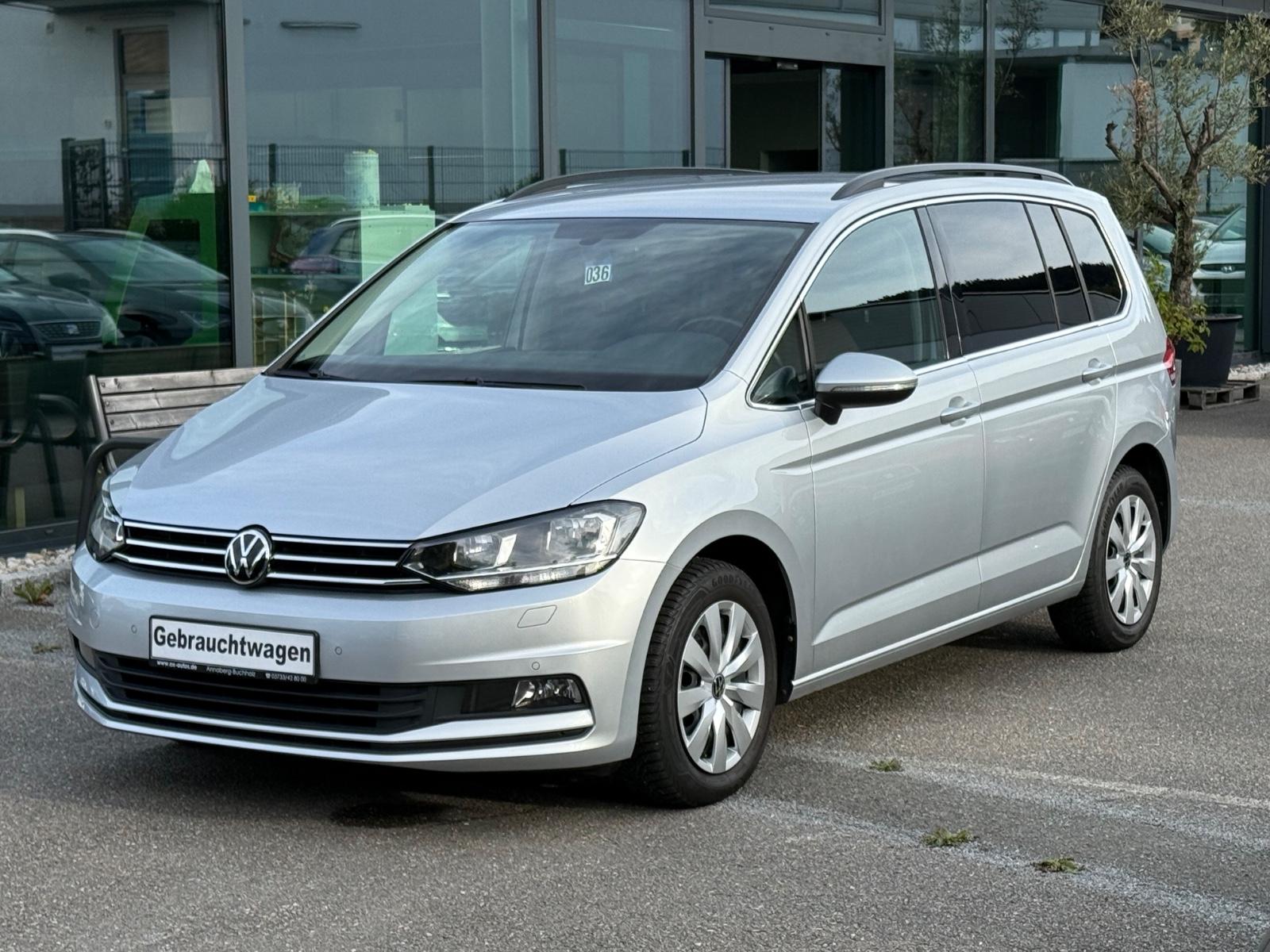 Volkswagen Touran Comfortline 1.5 TSI DSG 7-Sitzer