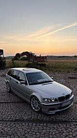 BMW E46 318d Touring - BMW 318 aus 2005: 318d