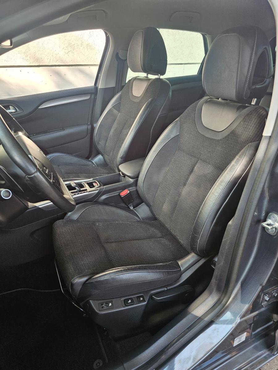 Citroën C4 THP 155 Exclusive EGS6/AUTOMATIK/RENTNERFAHRZ