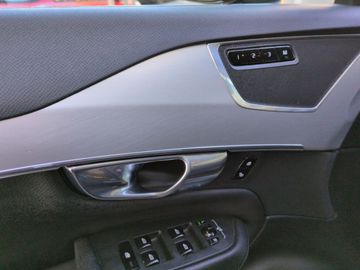 Volvo XC90 - 12