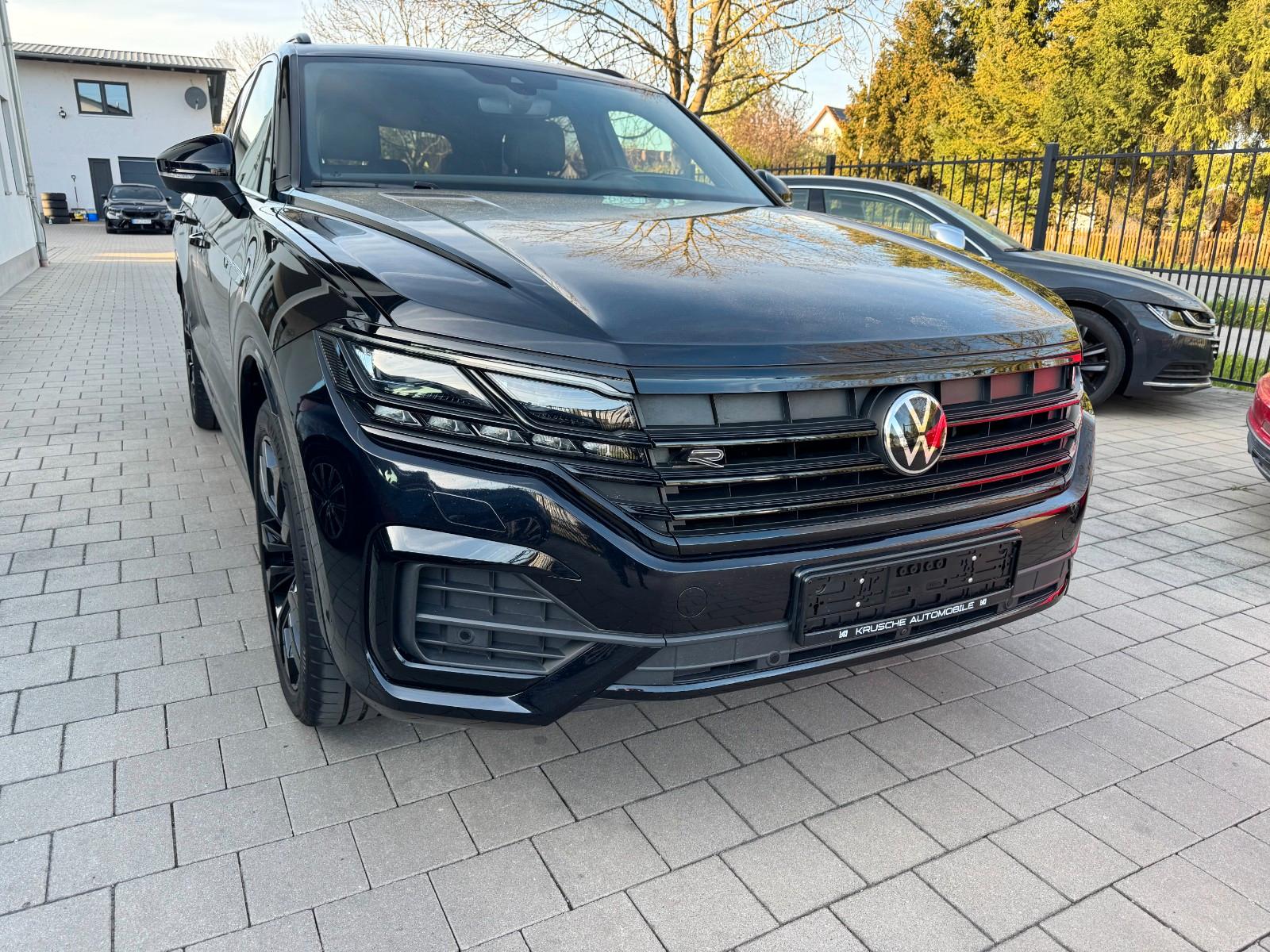 Volkswagen R-Line 4Motion Soft-Close Pano Head-Up Harman