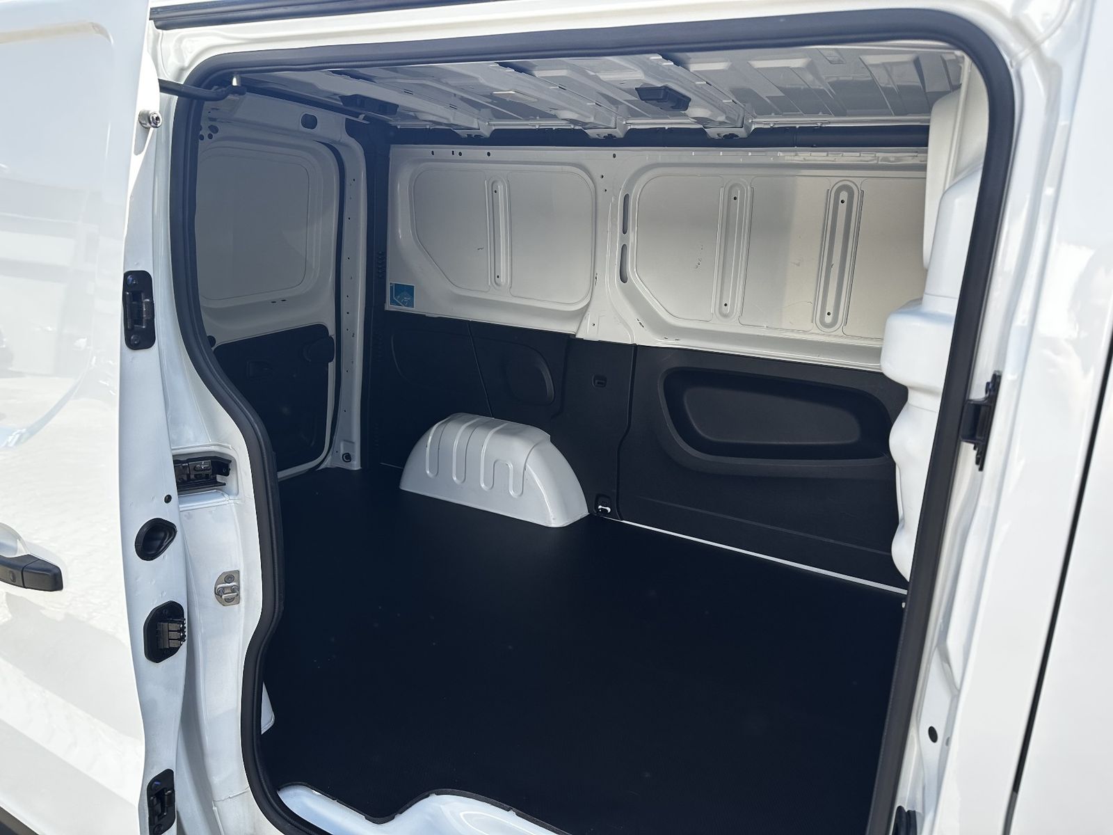 Fahrzeugabbildung Renault Trafic Lkw Komfort L1H1 dCi 110 2,8t