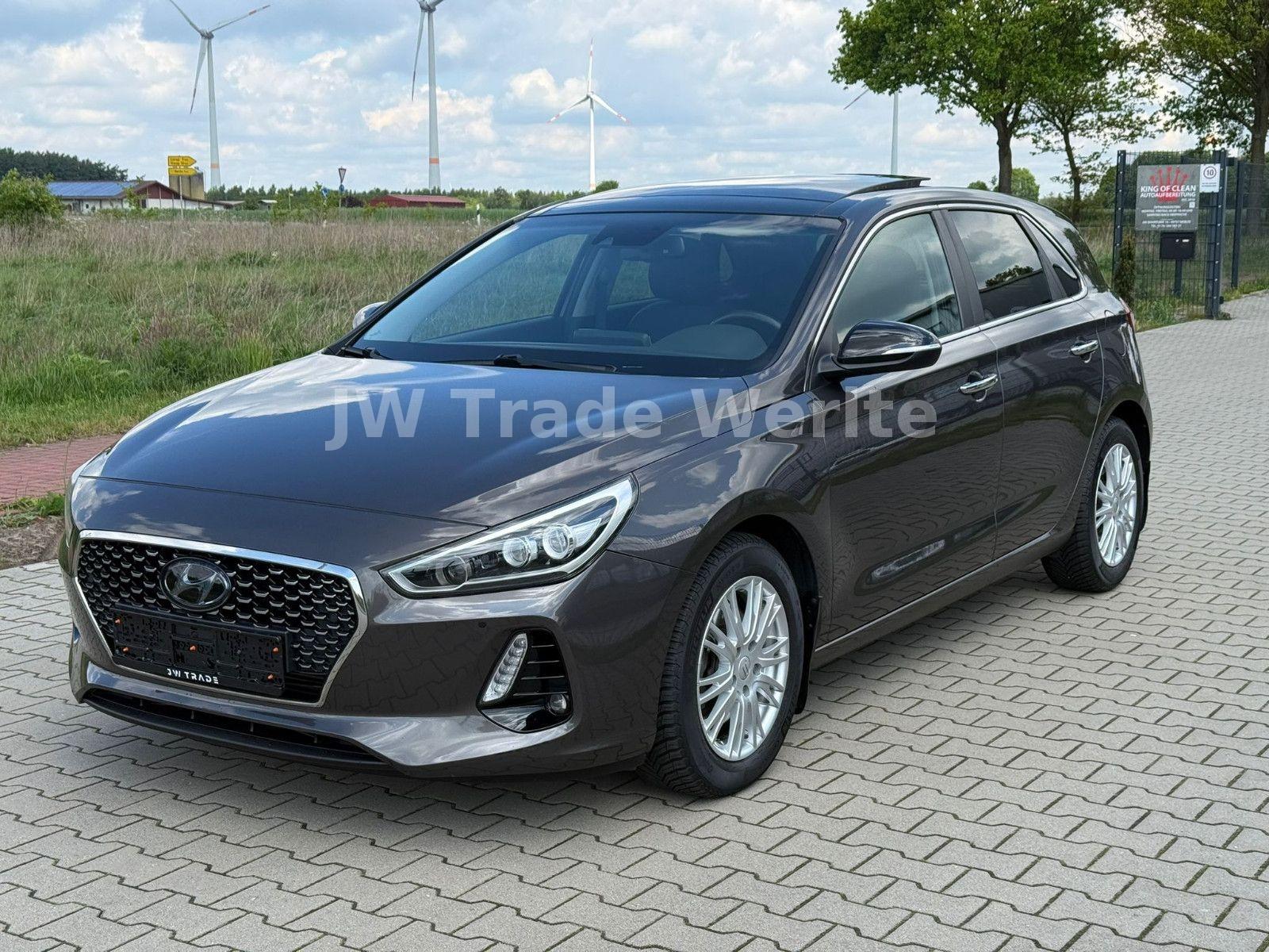 Hyundai i30 1.6 CRDi Premium Pano Bi LED Sitzbelüft 16"