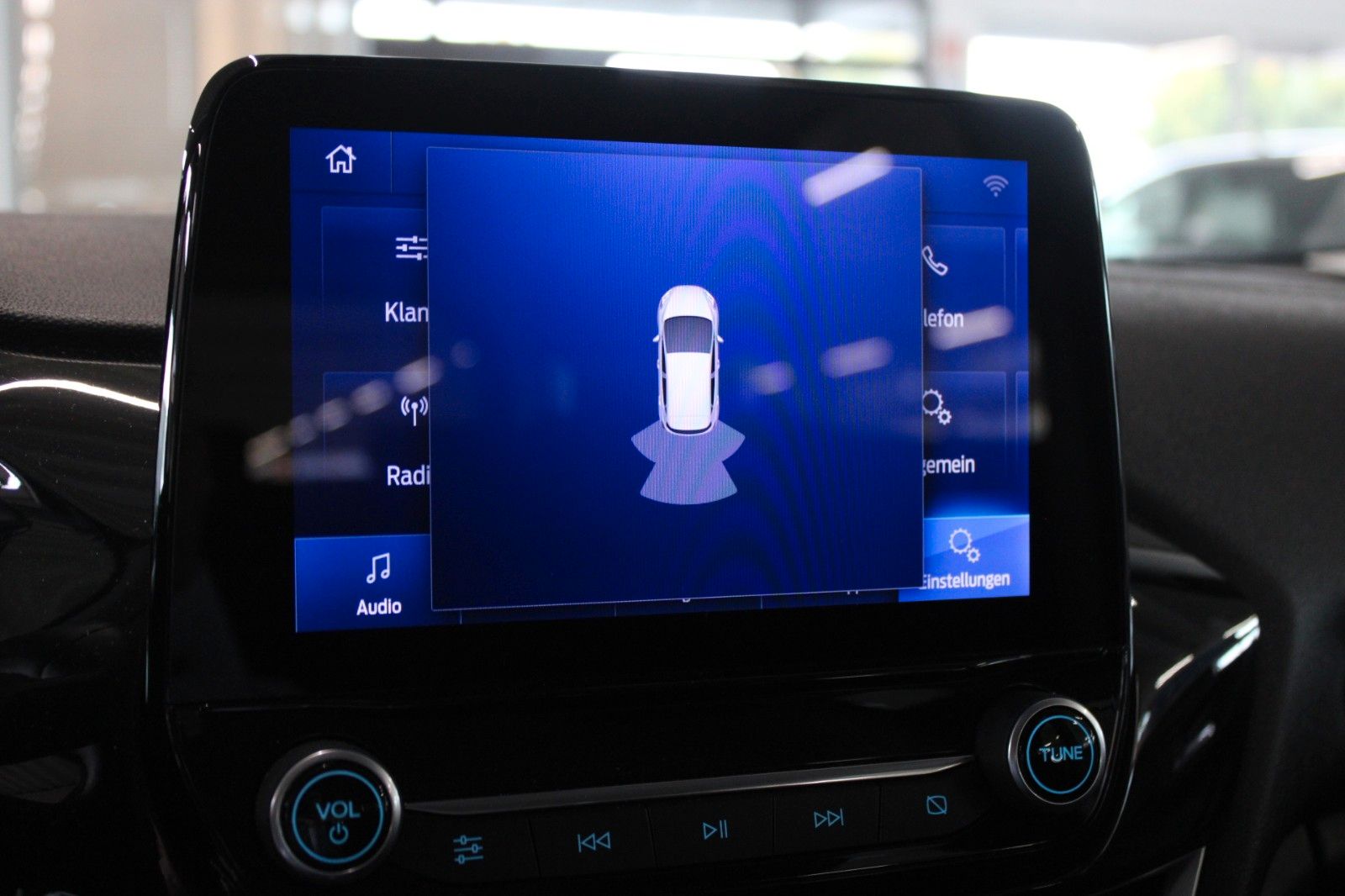 Fahrzeugabbildung Ford Fiesta 1,5 TDCi Cool & Connect 5-T LED WinterP.