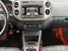 Fahrzeugabbildung Volkswagen Tiguan Lounge Sport & Style 1. Hand Kamera Navi