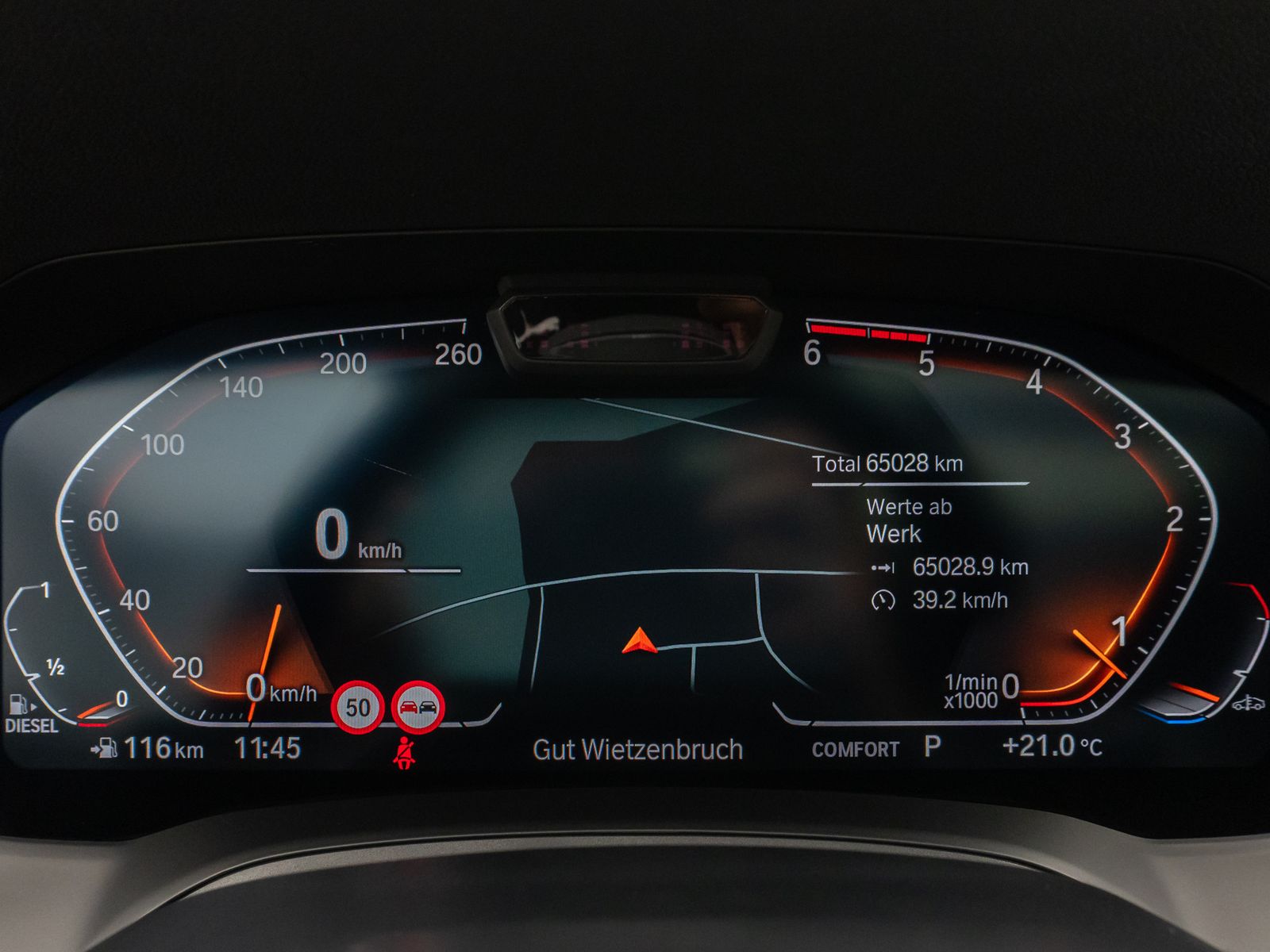 Fahrzeugabbildung BMW 320d  xD Sport Line Panorama Kamera HiFi Komfort