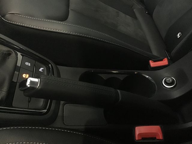 Fahrzeugabbildung Skoda Kamiq Ambition 1.5 TSI DSG/Navi/AHK/ACC/Kamera