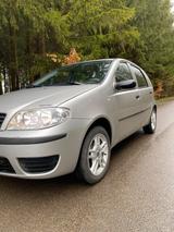 Fiat Punto 1,2 188 5-Türer TÜV neu - Fiat Punto 188 mit Benzin-Antrieb